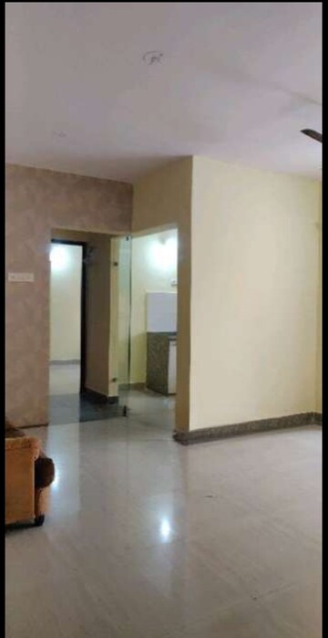 Room in 1 BHK Apartment at Siddhi Highland Park, Kolshet Road – for Rent