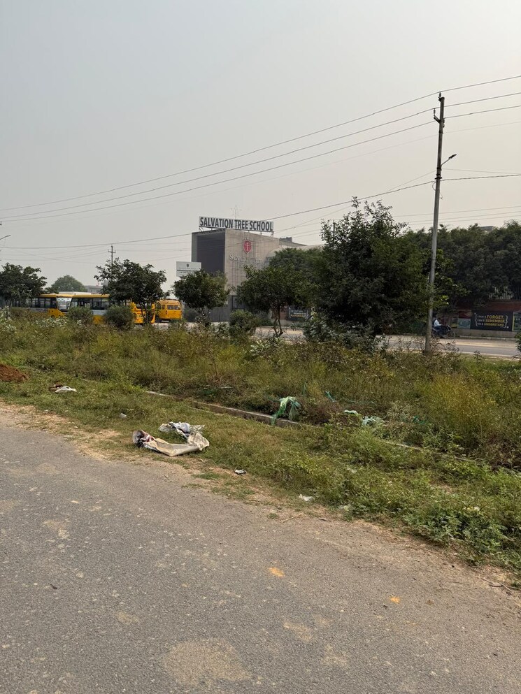 undefined, noida extension  100 Sq.Yd. Plot In Noida Extension Greater Noida 9425642