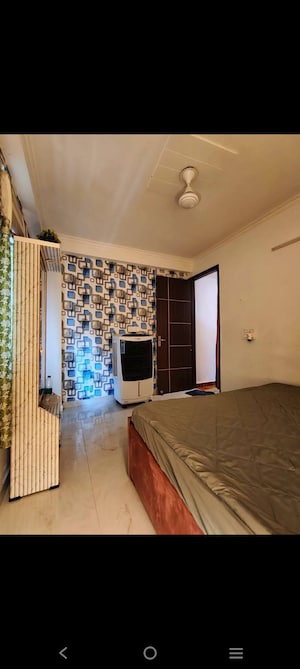 Bedroom in 2 BHK Builder Floor at Saket – for Rent