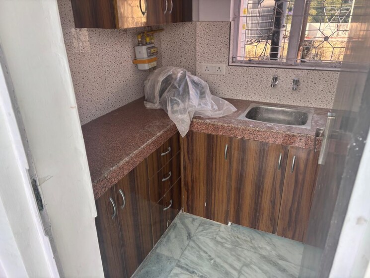 Bedroom, lajpat nagar i 1 Bedroom 450 Sq.Ft. Builder Floor In Lajpat Nagar I Delhi 9425666