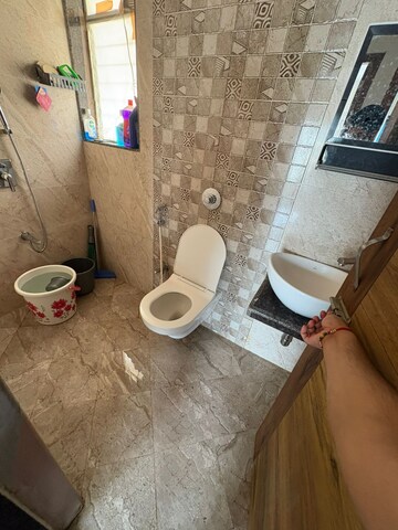 Bathroom in 2 BHK Apartment at Chembur – for Rent