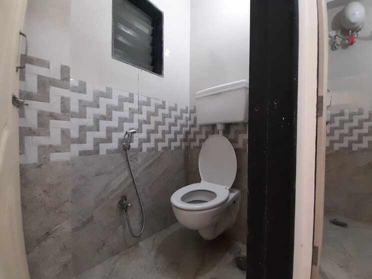 Bathroom, goregaon west 1 Bedroom 322 Sq.Ft. Apartment In Goregaon West Mumbai 9425698
