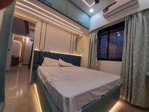 Bedroom in 1 BHK Apartment at Goregaon West – for Rent