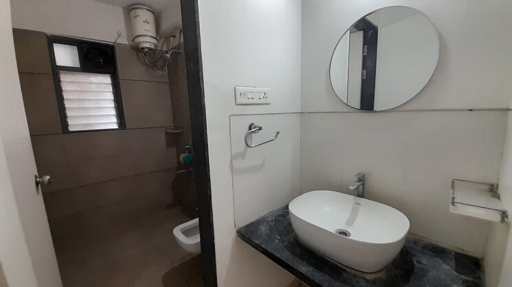 Bathroom, rohan-madhuban 2 Bedroom 1174 Sq.Ft. Apartment In Bavdhan Pune 9425730