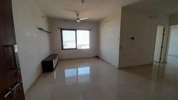 Room in 2 BHK Apartment at Rohan Madhuban, Bavdhan – for Sale
