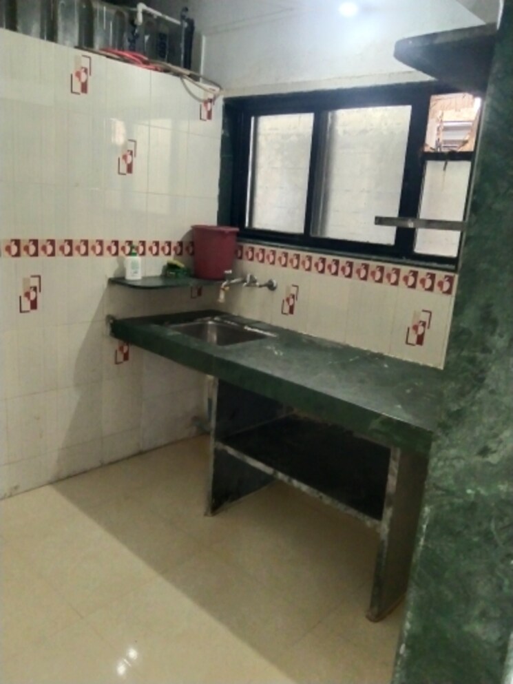 Kitchen, krushi-chs 1 RK 400 Sq.Ft. Apartment In Gokhalenagar Pune 9425721