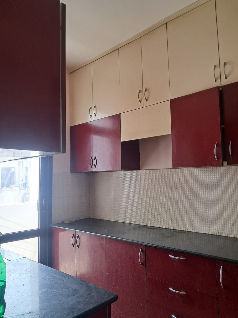 Kitchen, smart-world-gems 2.5 Bedroom 1420 Sq.Ft. Apartment In Sector 89 Gurgaon 9425720