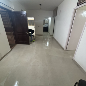 Room in 2 BHK Builder Floor at Sare Springview Floors, Lal Kuan – for Sale