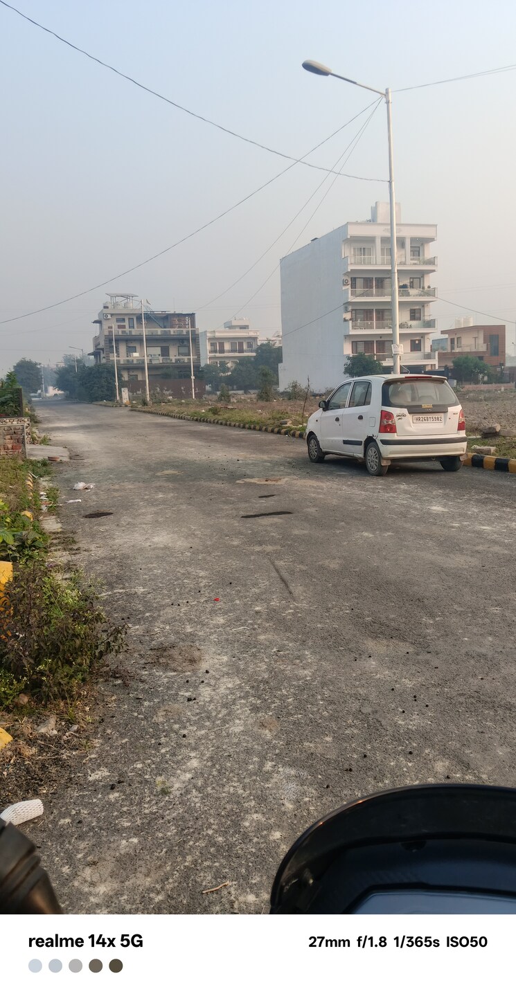 Exterior View, bptp-parklands  250 Sq.Yd. Plot In Sector 76 Faridabad 9425778