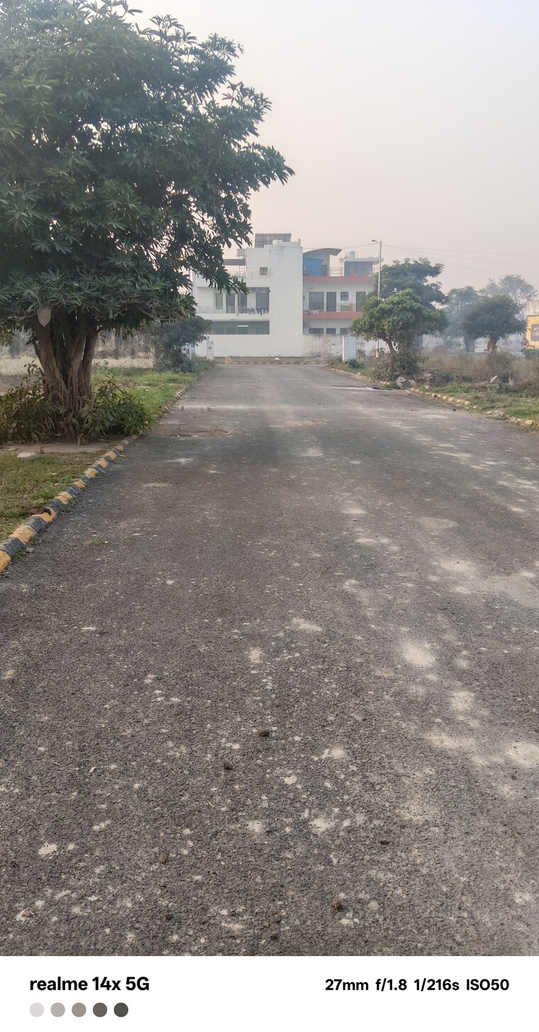 Exterior View, bptp-parklands  250 Sq.Yd. Plot In Sector 76 Faridabad 9425778