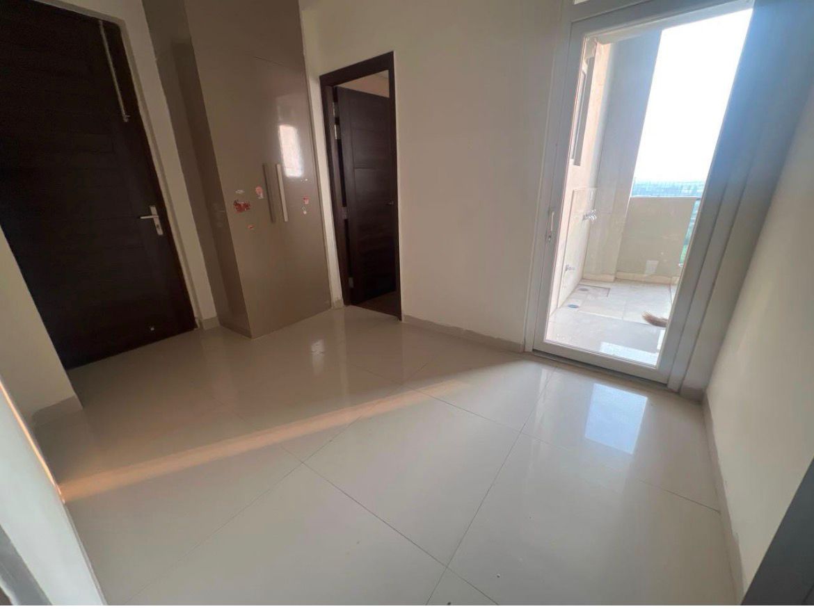 3.5 BHK + Pooja Room 2020 Sq.Ft. Apartment in Artique Uptown Skylla