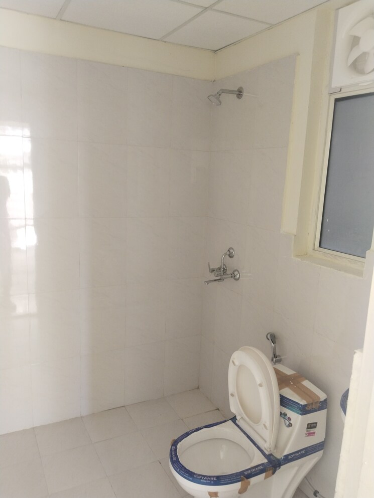 Bathroom, pyramid-heights 2 Bedroom 625 Sq.Ft. Apartment In Sector 85 Gurgaon 9425799