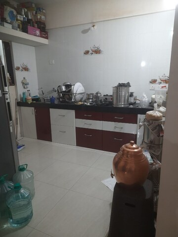 Team Area in 1 BHK Apartment at Mundhwa – for Rent