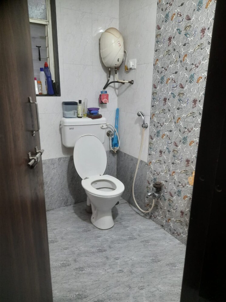 Bathroom, mundhwa 1 Bedroom 550 Sq.Ft. Apartment In Mundhwa Pune 9425811