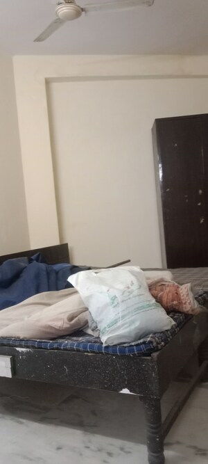 Bedroom in 1 BHK Builder Floor at Saket – for Rent