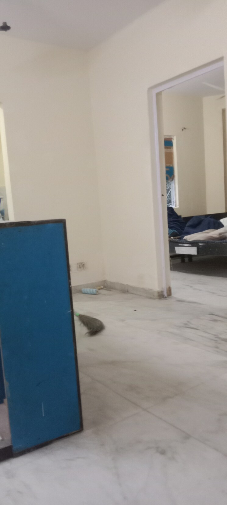 Room, saket 1 Bedroom 450 Sq.Ft. Builder Floor In Saket Delhi 9425844