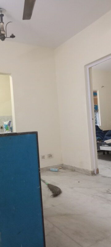 1 BHK Builder Floor For Rent in Saket