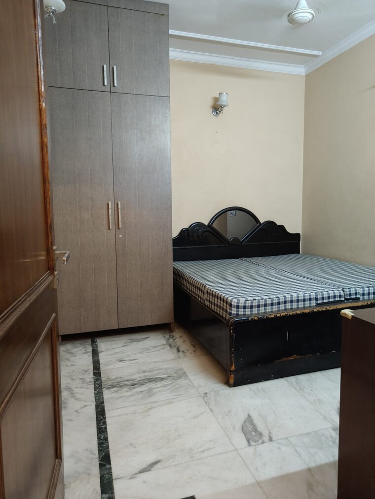 Bedroom, rajendra place 3 Bedroom 1080 Sq.Ft. Builder Floor In Rajendra Place Delhi 9425823