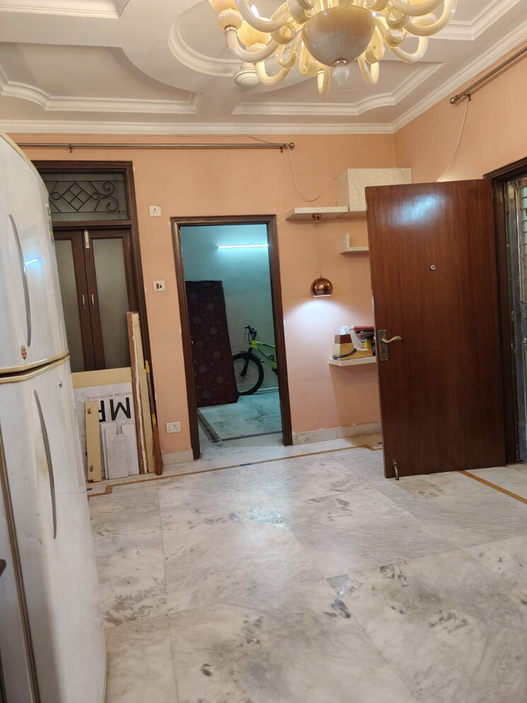 Room, rajendra place 3 Bedroom 1080 Sq.Ft. Builder Floor In Rajendra Place Delhi 9425823