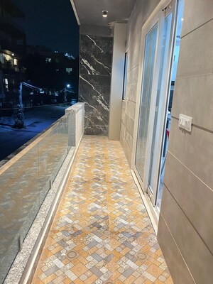 Balcony in 1.5 BHK Builder Floor at Sector 51 – for Rent