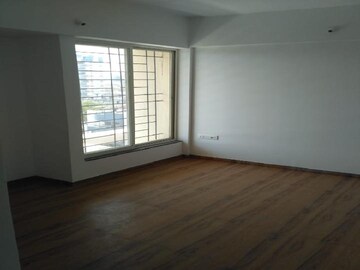 Master Bedroom in 2 BHK Apartment at Venkatesh Erandwane Central, Erandwane – for Sale