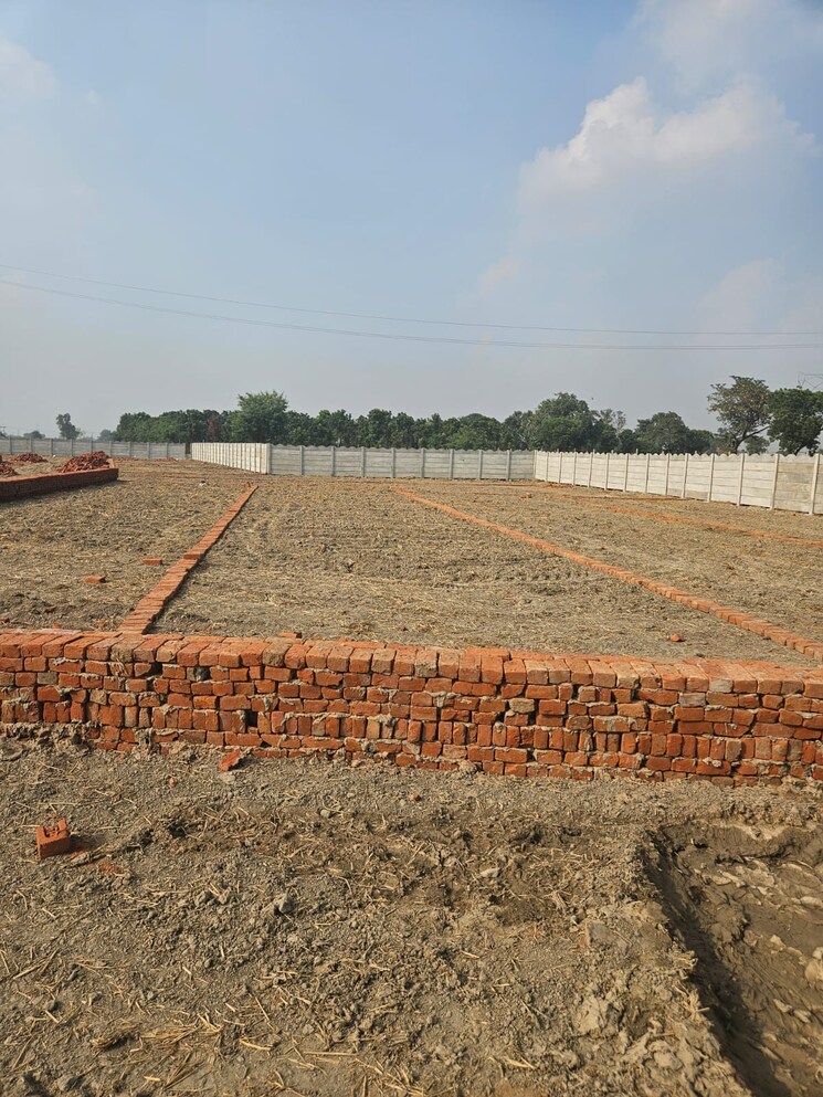 undefined, kanchan-vihar  1305 Sq.Ft. Plot In Dlf Ankur Vihar Ghaziabad 9425897