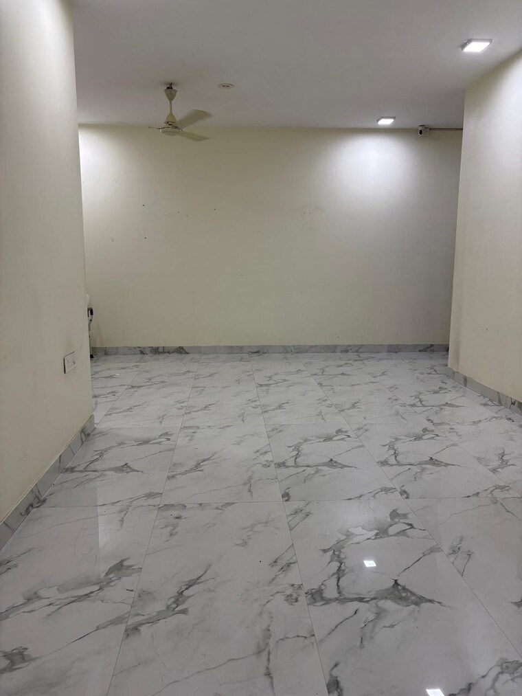 Room, raheja-ridgewood 3 Bedroom 1073 Sq.Ft. Apartment In Goregaon East Mumbai 9425918