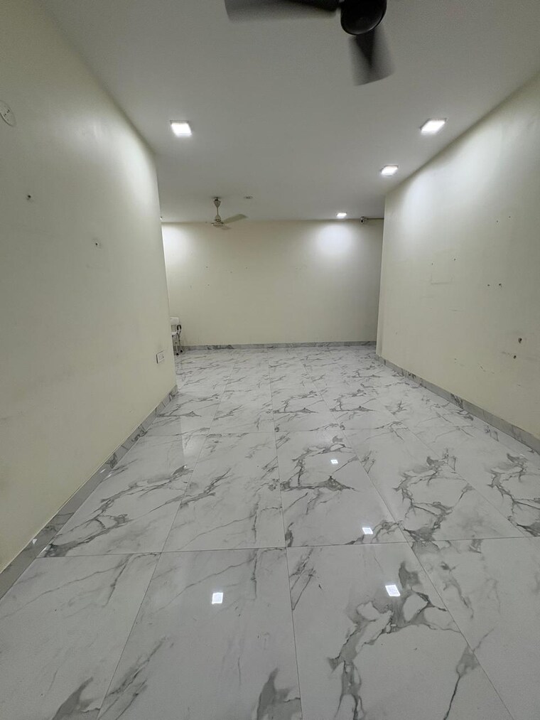 Room, raheja-ridgewood 3 Bedroom 1073 Sq.Ft. Apartment In Goregaon East Mumbai 9425918