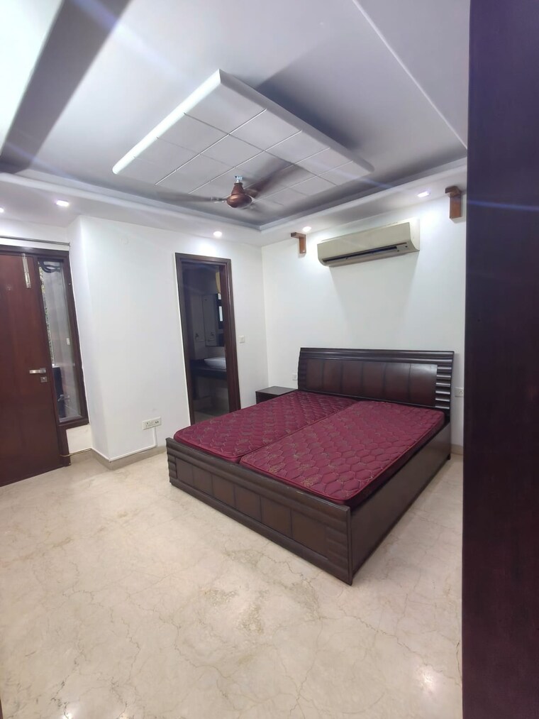 Bedroom, karol bagh 3 Bedroom 1050 Sq.Ft. Builder Floor In Karol Bagh Delhi 9425913
