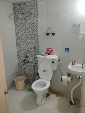 Bathroom in 2 BHK Apartment at Signature Global Signum 107, Sector 107 – for Rent