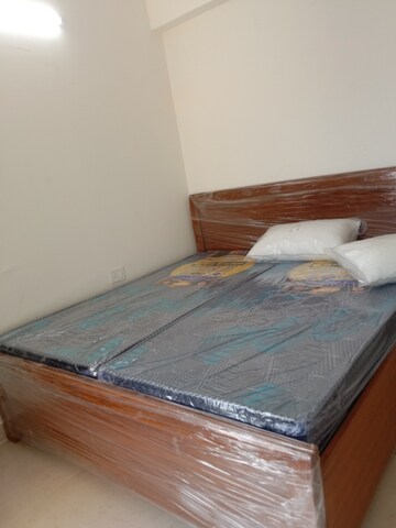 Bedroom in 2 BHK Apartment at Signature Global Prime, Sector 63a – for Rent