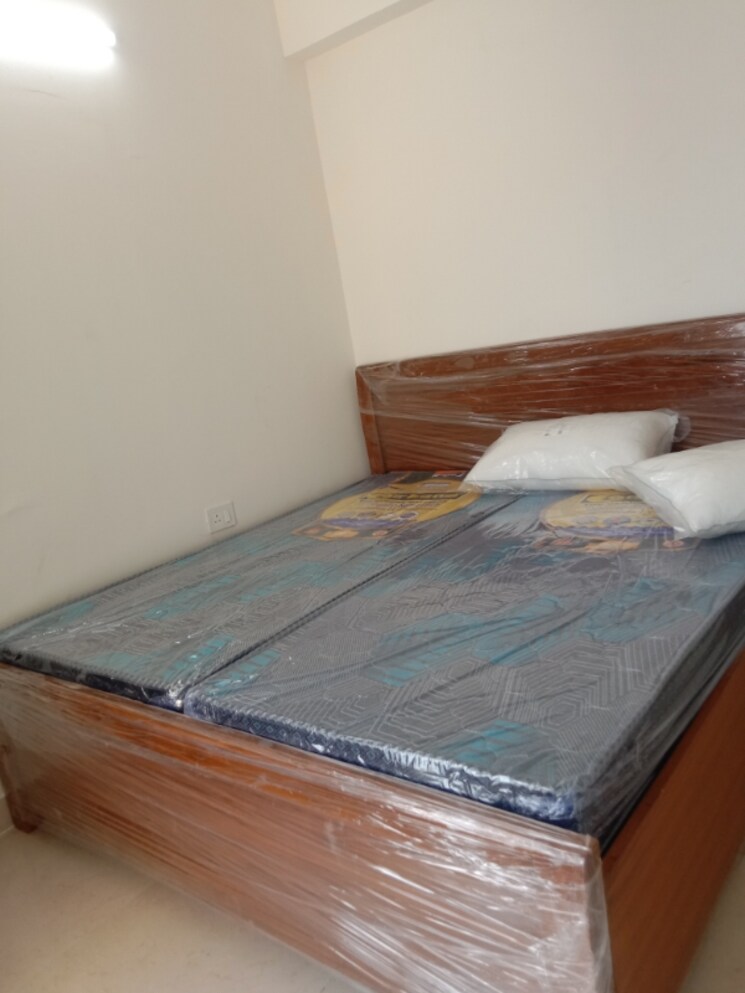 Bedroom, signature-global-prime 2 Bedroom 834 Sq.Ft. Apartment In Sector 63a Gurgaon 9425960