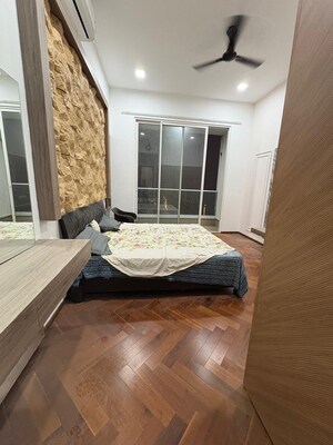 Bathroom in 4 BHK Apartment at Omkar Alta Monte, Malad East – for Rent