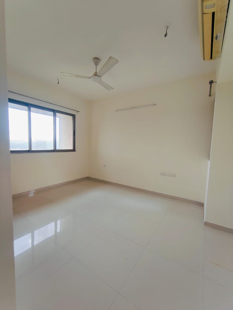 Room, lodha-splendora 2 Bedroom 600 Sq.Ft. Apartment In Ghodbunder Road Thane 9425948