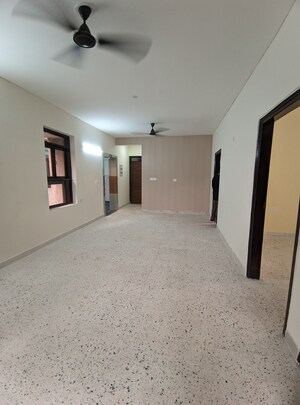 3 BHK Apartment For Sale in Eros Mayfair Towers, Charmwood Village