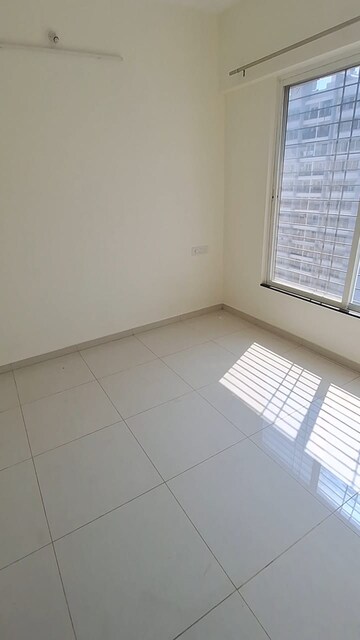 Room in 2 BHK Apartment at Kolte Patil Life Republic, Hinjewadi – for Rent