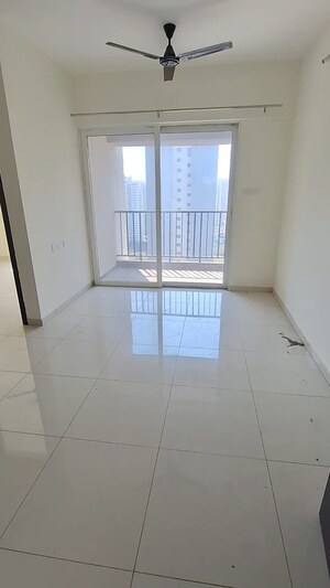 Room in 2 BHK Apartment at Kolte Patil Life Republic, Hinjewadi – for Rent