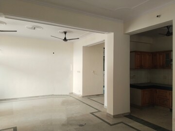  2 BHK Apartment at Sector 34 – for Rent