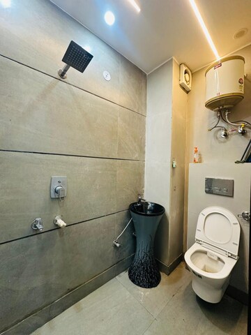 2 BHK Builder Floor For Rent in Dwarka Mor