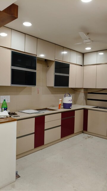 Kitchen in 3 BHK Builder Floor at Sector 14 – for Rent
