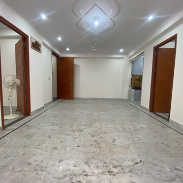 Room in 2 BHK Builder Floor at Chattarpur – for Rent