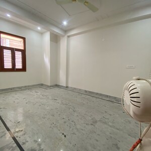 Bedroom in 2 BHK Builder Floor at Chattarpur – for Rent