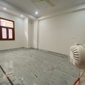 Bedroom in 2 BHK Builder Floor at Chattarpur – for Rent