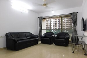 Living Room in 2.5 BHK Apartment at Kalpataru Aura, Ghatkopar West – for Rent