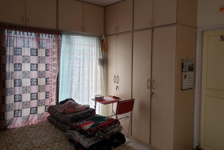 Bedroom, sudhir-krishnakala-chs 2 Bedroom 900 Sq.Ft. Apartment In Dahanukar Colony Pune 9426018