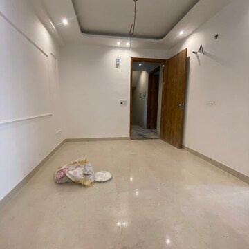 Room in 1 BHK Builder Floor at Chattarpur – for Rent