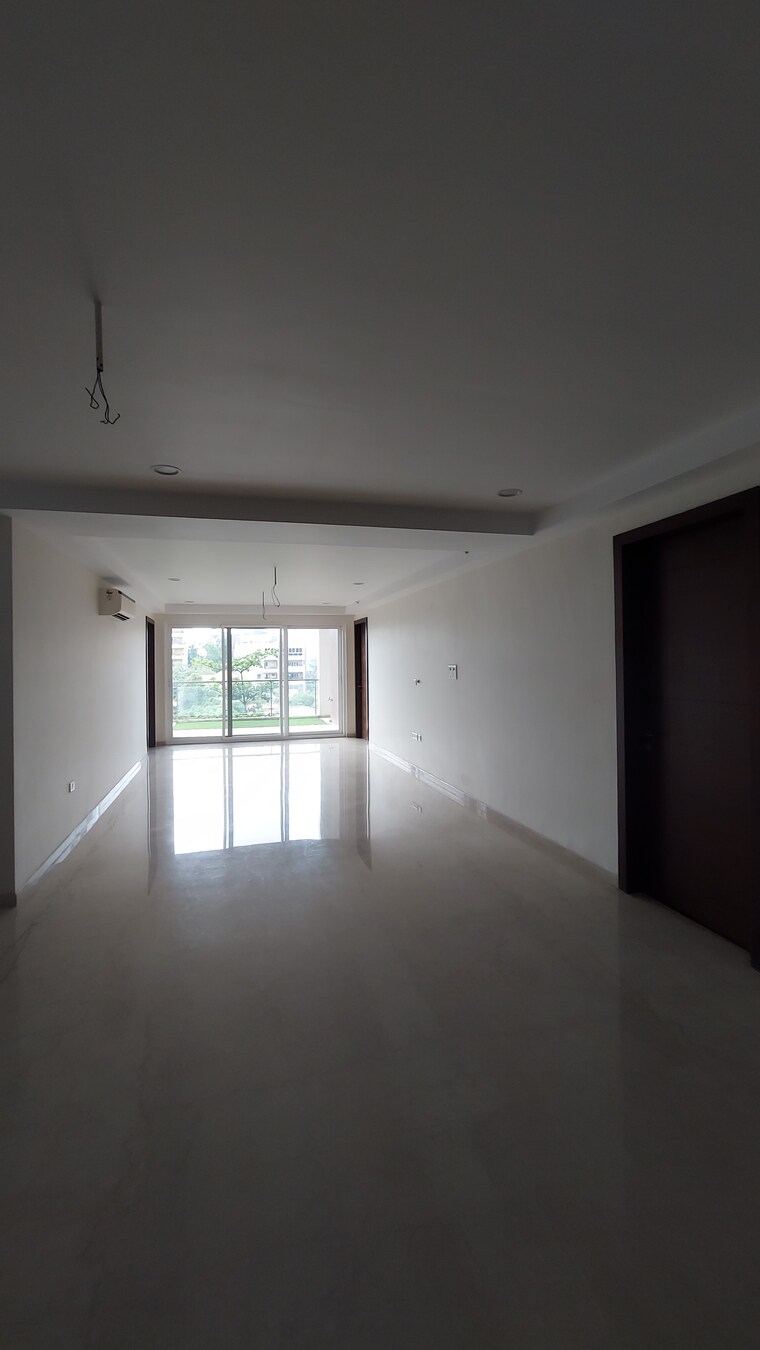 Bedroom, vamsiram-jyothi-cosmos 4 Bedroom 4095 Sq.Ft. Apartment In Hi Tech City Hyderabad 9426157