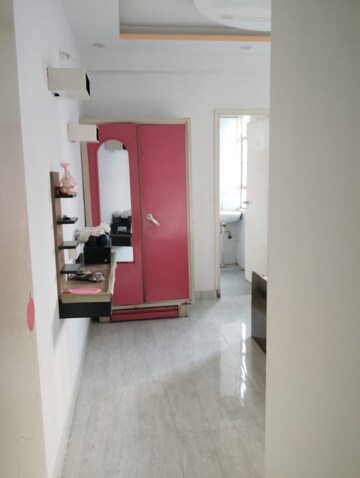 Furnished Amenities in 2 BHK Apartment at Signature Global Signum 107, Sector 107 – for Rent