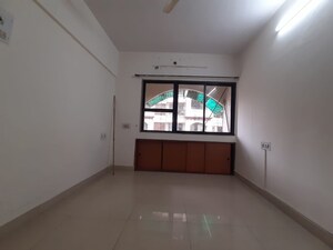 Room in 2 BHK Apartment at Shiv Shakti Tower 28, Malad East – for Rent