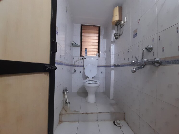 Bathroom, shiv-shakti-tower-28 2 Bedroom 691 Sq.Ft. Apartment In Malad East Mumbai 9426123